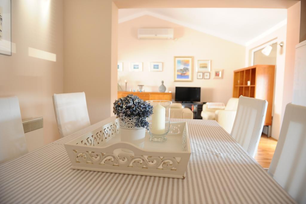 Apartment Zoe Zara Esterno foto