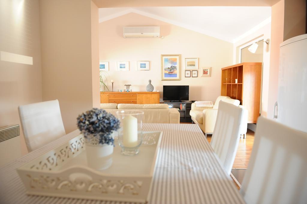 Apartment Zoe Zara Esterno foto