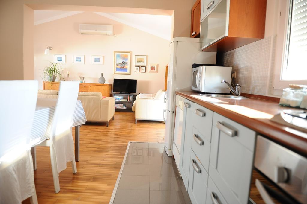 Apartment Zoe Zara Esterno foto